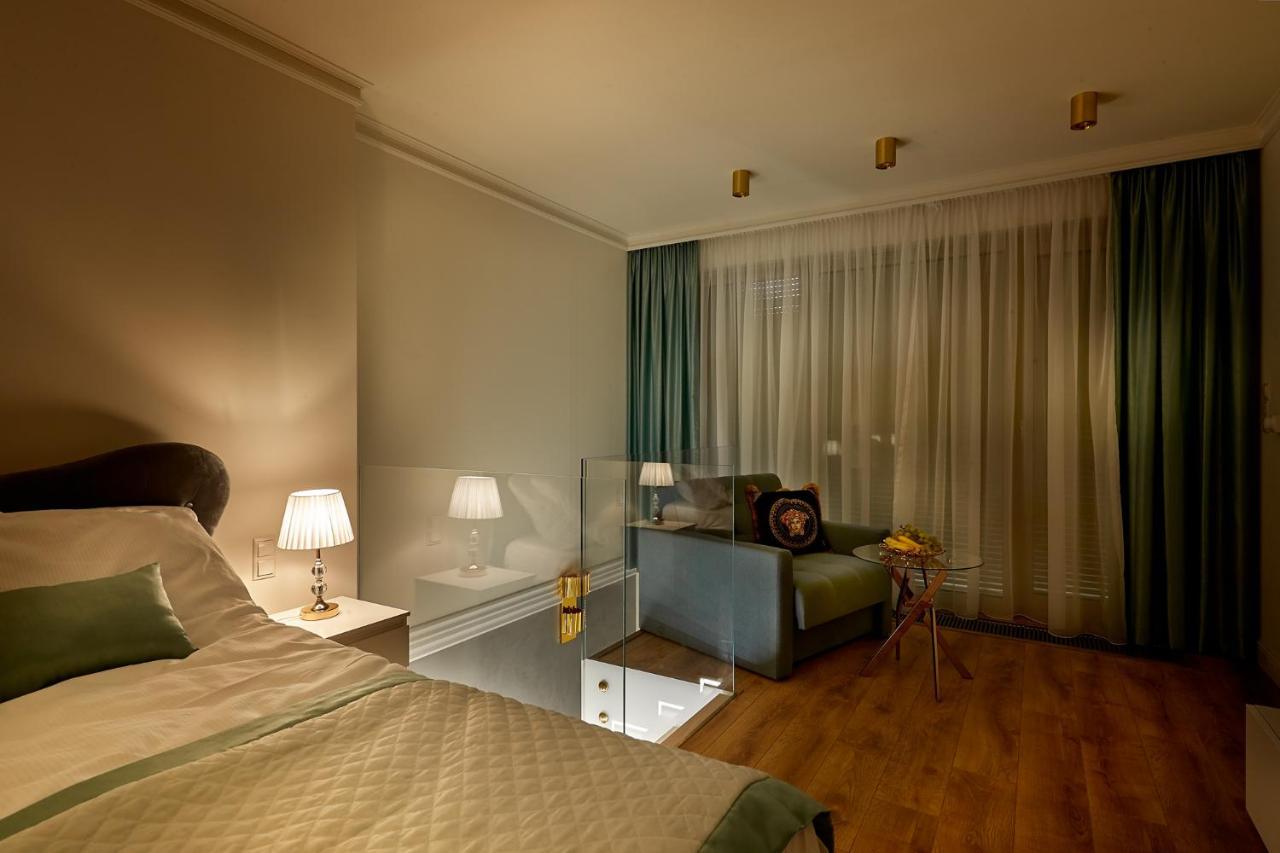 Luxury Del Sol Apartments 슈비노우이스쳬 외부 사진